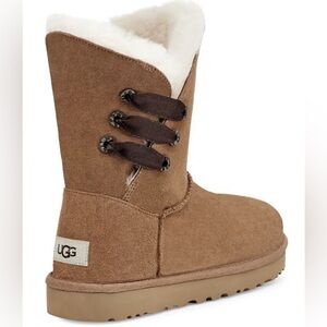 UGG Constantine Classic Short Boots - Chestnut Suede (Size 8)